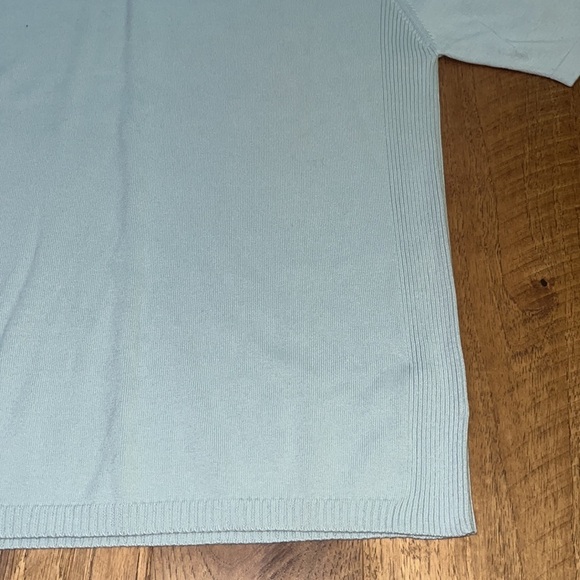 GUESS Woman’s Short Sleeve Sweater Size XXL - Picture 3 of 7